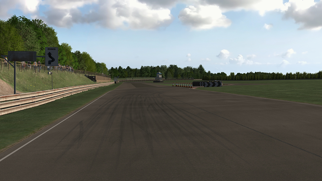 Castle Combe Circuit (JS)